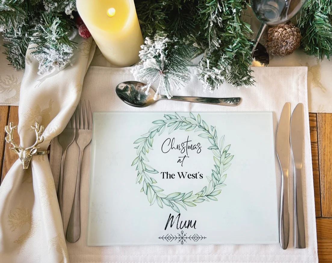 Christmas Table Placemat (Wreath/ Surname) - Image 3