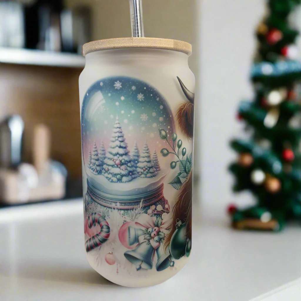 Highland Cow and Snowman Glass Can 18oz Tumbler - Image 3