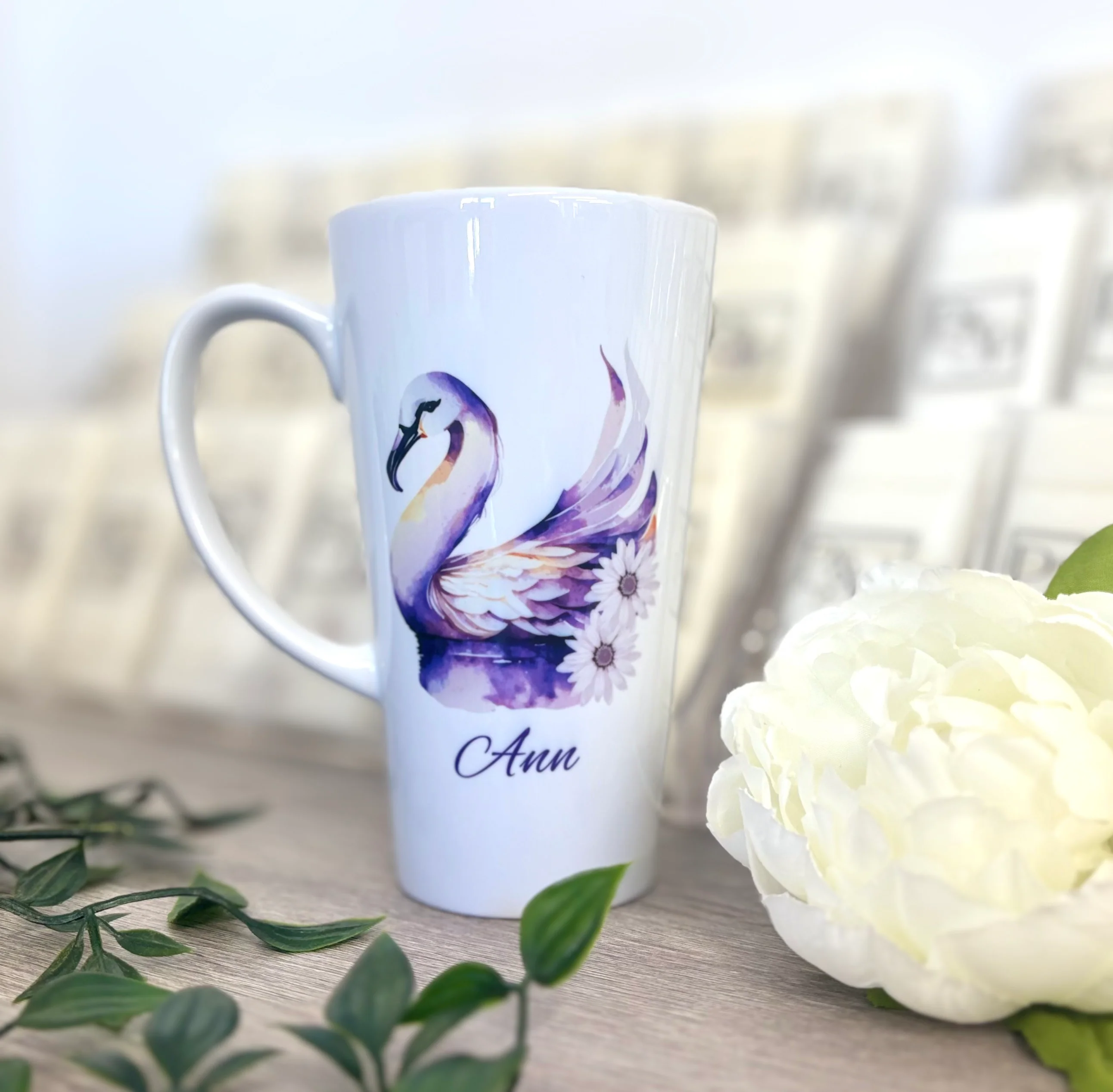 New Latte Swan Ceramic Mug 17oz inc Box - Image 2