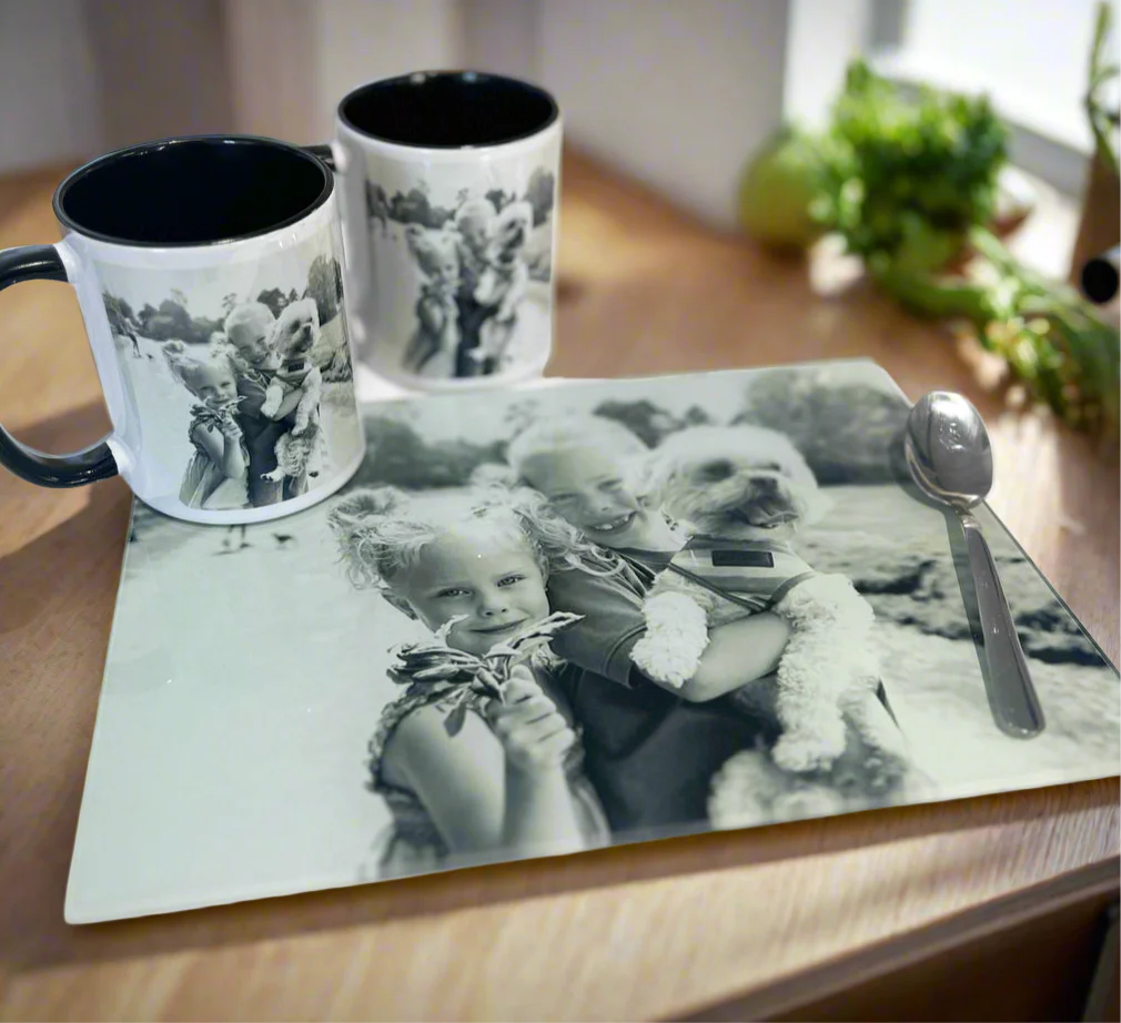 A4 Photo Smooth Chopping Board and 2 Photo Mugs Bundle - Image 3
