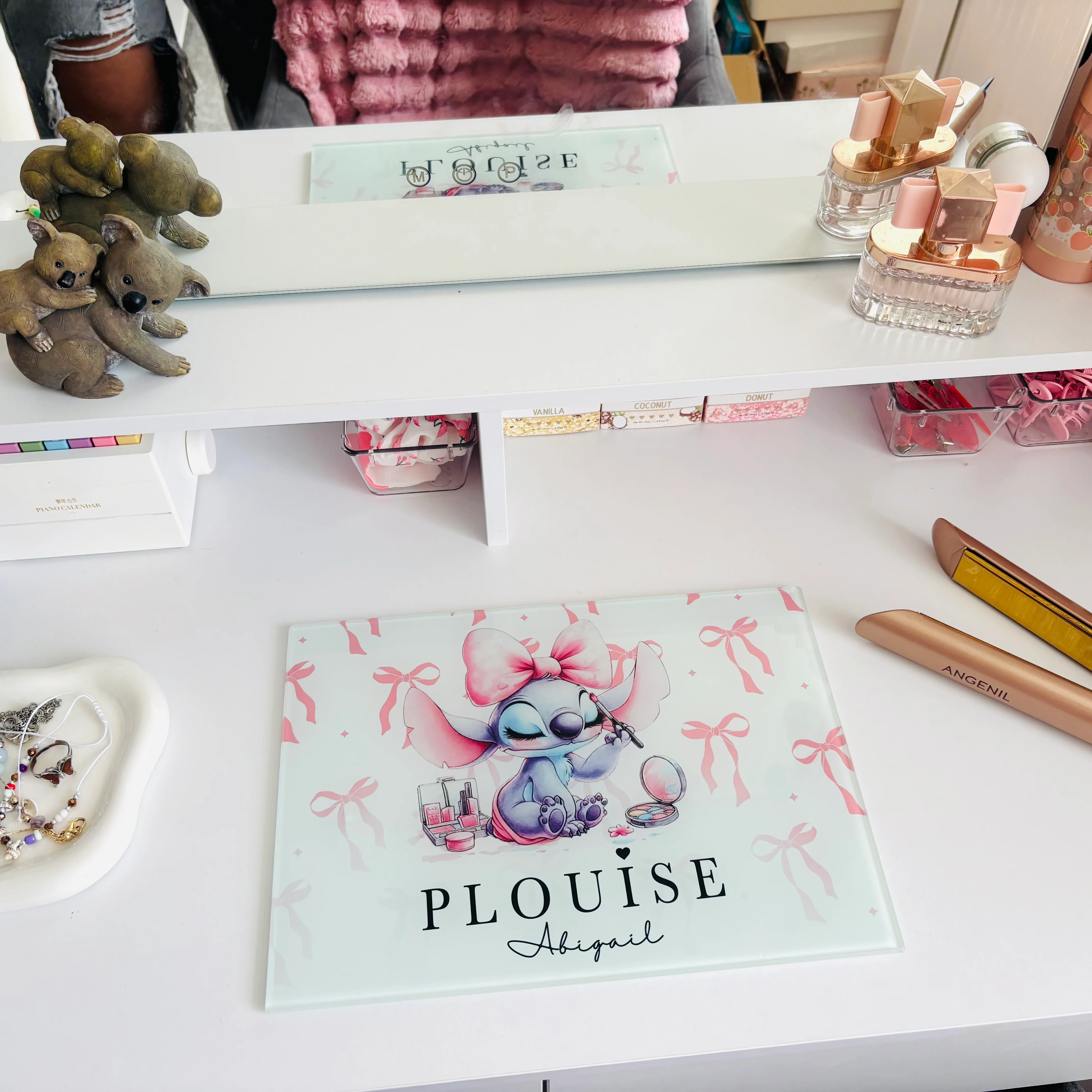 Rectangle Smooth Makeup Glass Board - Image 3