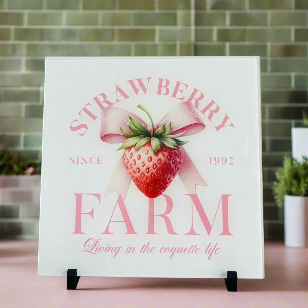 Strawberry Farm 30cm Chopping Board - Image 2