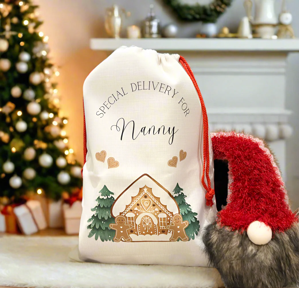 Santa Sack Gingerbread House with Gingerbread men - Image 2